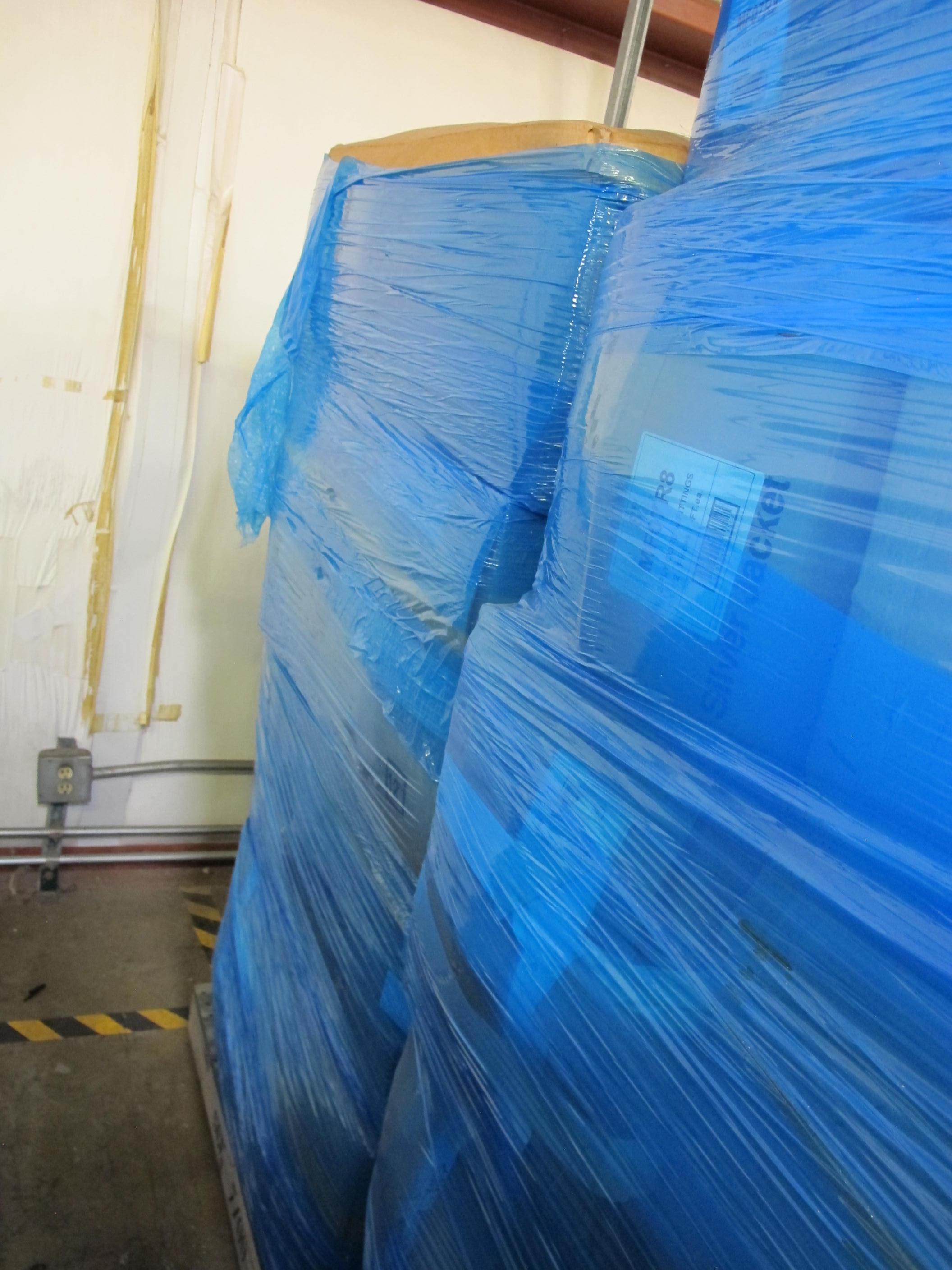 LOT TO INCLUDE: (15) 8" CLASS 1 FLEXIBLE DUCTS, (10) 10" CLASS 1 FLEXIBLE DUCTS, (180) HART & COOLEY CBPS PART# 050818. LOADING & HANDLING FEE $15-4123